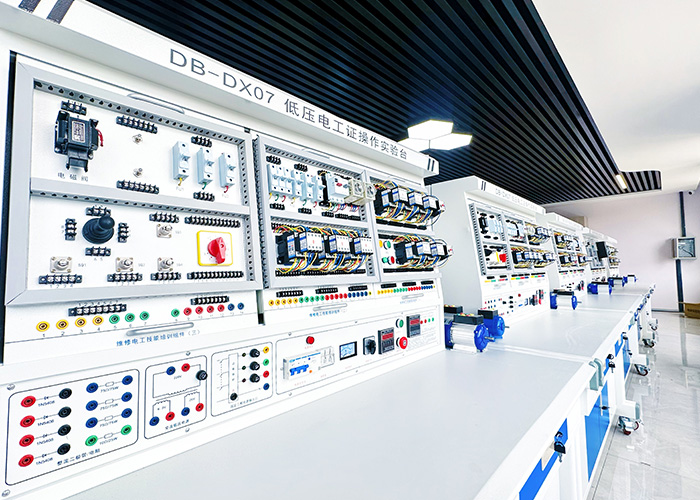 哈尔滨电工学校